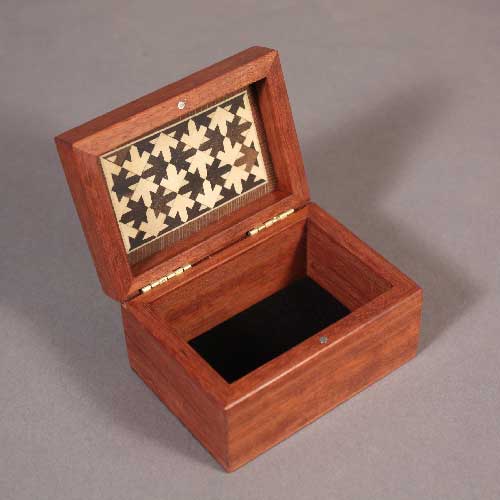 Alhambra inlay bubinga box